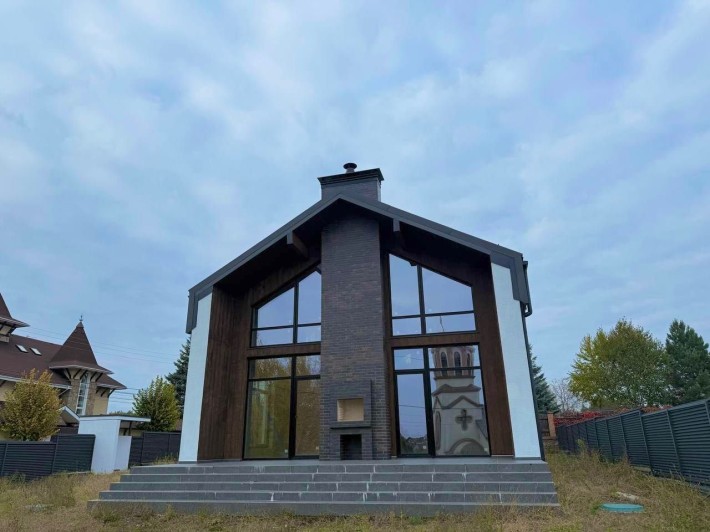 Продається будинок 239 кв.м - фото 1