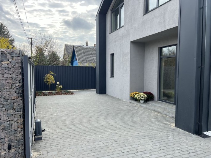 Дом в стиле барн хауз - фото 1