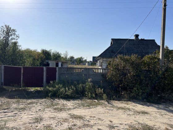 Будинок біля лісу с. Лебедівка Лебедівка