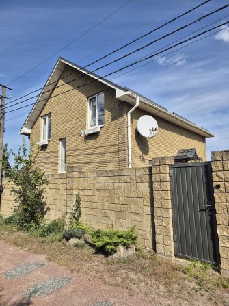 Продам дом. Лютеж. Сады - фото 1