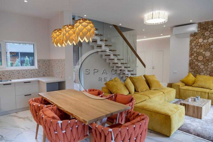 Продаж ділянки з2сучасними будинками вКМ преміум-класу RivieraVillage. - фото 1