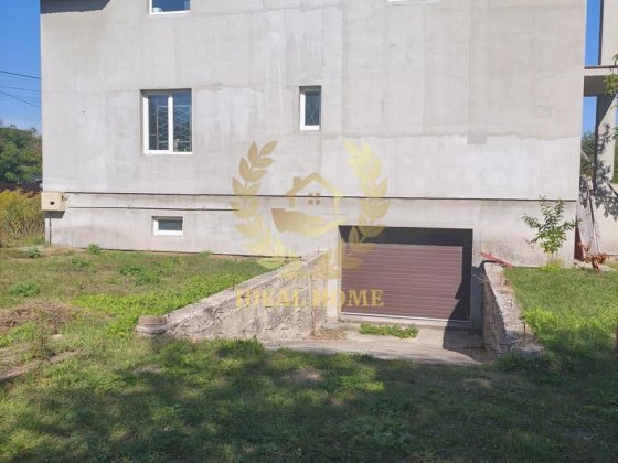 Продам будинку 6 кімнат у Малютянці Малютянка