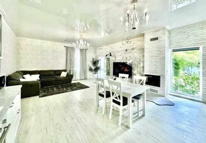 Солодка пропозиція на ринку нерухомості. Дім, в якому живе ніжність! - фото 1