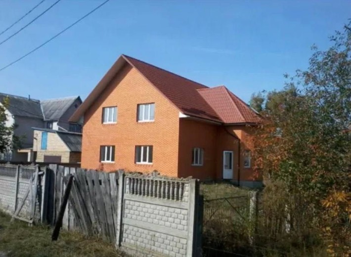 Газифікований будинок з великою ділянкою - фото 1