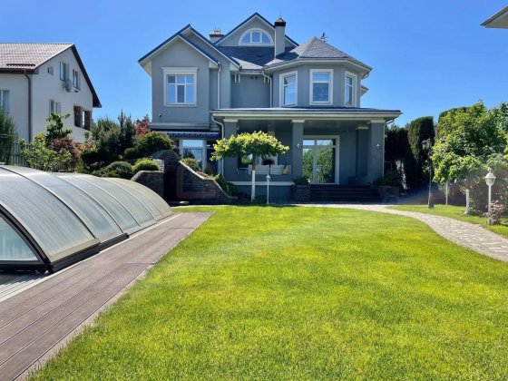 5 кімнат, басейн, тепловий насос, газ, камін. Метро 15 хв. Без комісії Милая