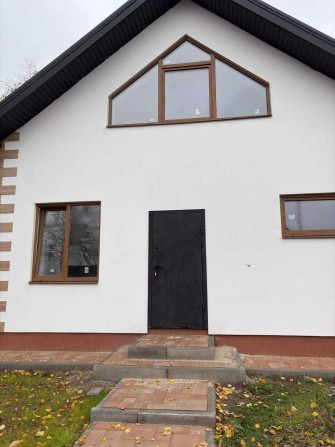 Будинок у передмісті Києва - фото 1