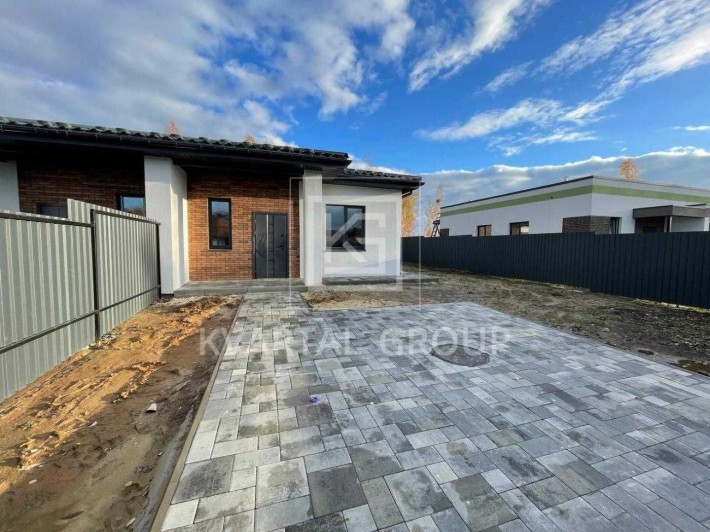 Одноповерховий дуплекс з ділянкою 3,5 сотки у Михайлівці-Рубежівці - фото 1