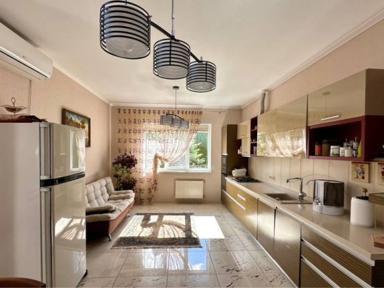 Продаж будинку з ремонтом Києво Святошинский р-н, Мархалівка , Теремки Мархаловка