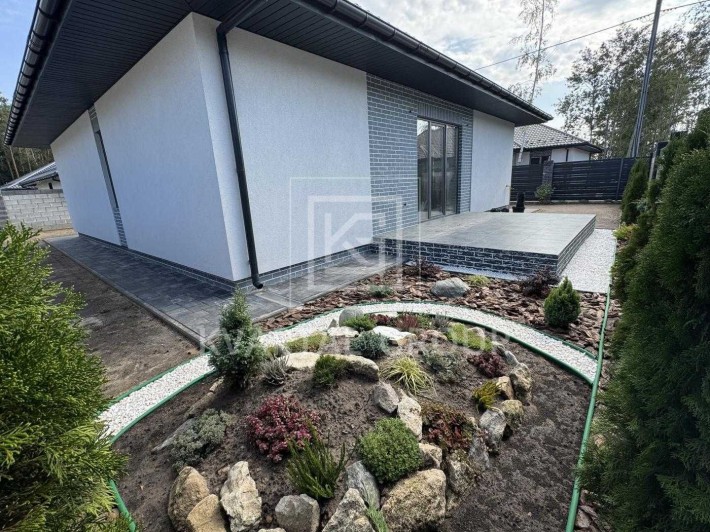 Будинок з ландшафтним дизайном та зручним виїздом на Київ. БЕЗ КОМІСІЇ - фото 1