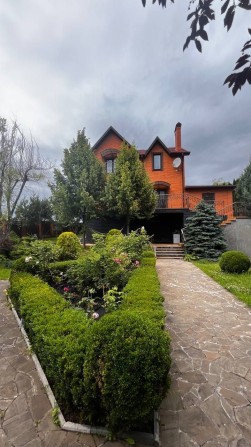 Продам Будинок з басейном та гостьовим будинком! - фото 1