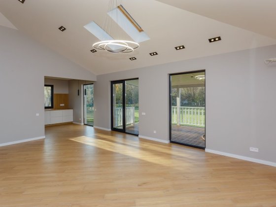 Продам будинок Нові Безрадичі Нові Безрадичі