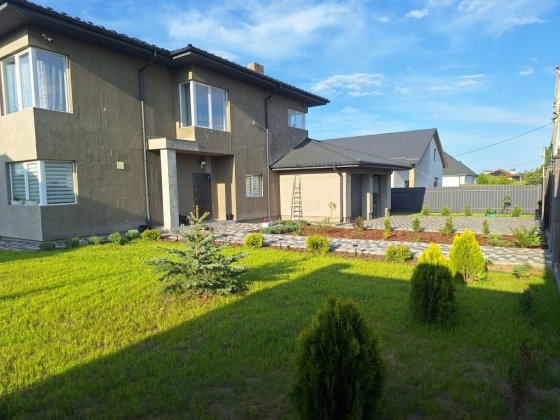 Будинок 280м. с.Нове (Тарасівка) Новое