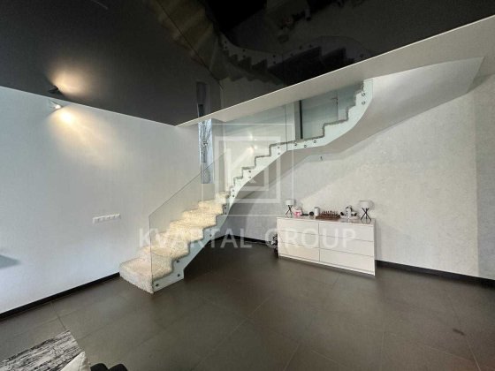 Продам будинок з дизайнерським ремонтом. Михайлівка-Рубежівка