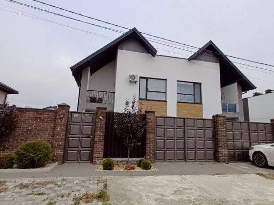 Будинок с. Погреби з меблями і технікою Погребы