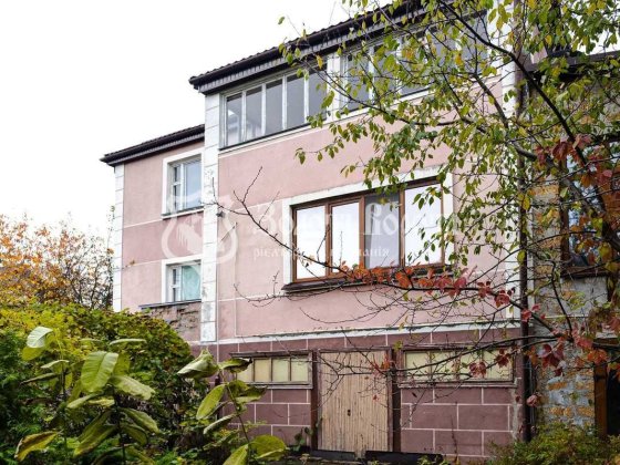 Будинок, 2пов. Під ремонт. с. Пухівка, Броварський район Пухівка