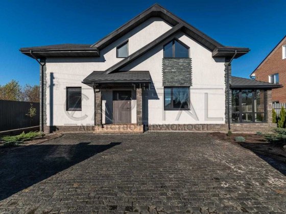 Продажа 2-этажного дома в Иванковичах, Васильковский район. Пухівка