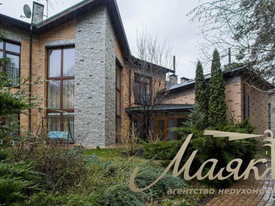 Продажа дома с бассейном и баней КГ Солнечная долина с. Романков Романків