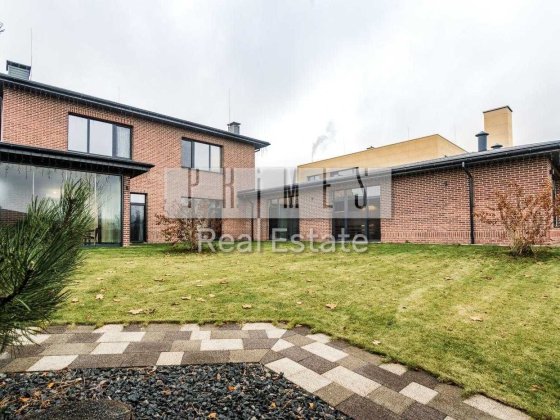 Продаж Будинок 5к 500м2, КМ Сонячна Долина, Романків Романків