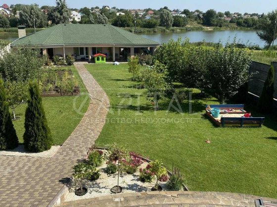 Продаж  Будинок Тарасівка  з виходом до озера Тарасовка