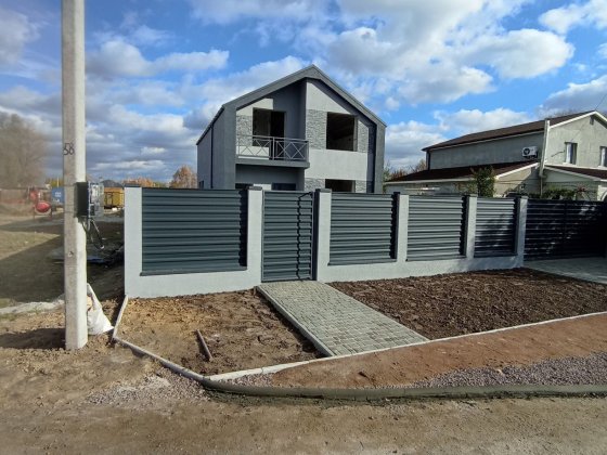 Продаж будинку по ціні квартири с.Требуxов Бровари. Требухов