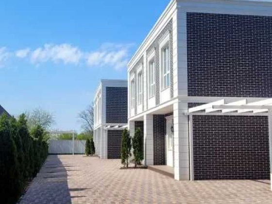 Продаж Тауна у Хотові поруч парк Феофані, Метрологічна, Теремкі, ВДНГ Хотов