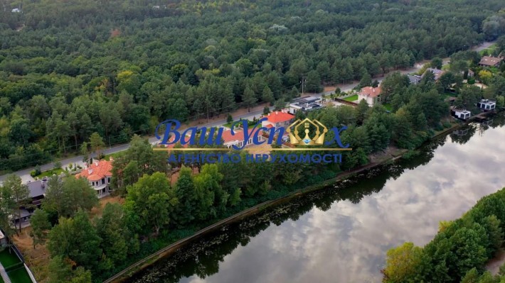 Продаж будинку  в городке в лесу , с выходом на реку. Дамба . - фото 1