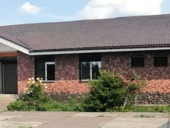 Будинок з ділянкою 0,4 га, Шпитьки Шпитьки