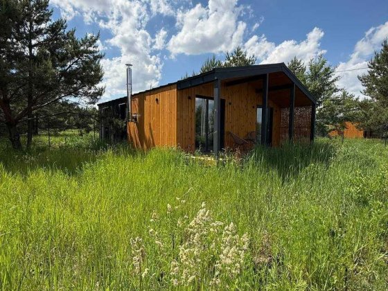 Продам котедж у Ясногородці Ясногородка