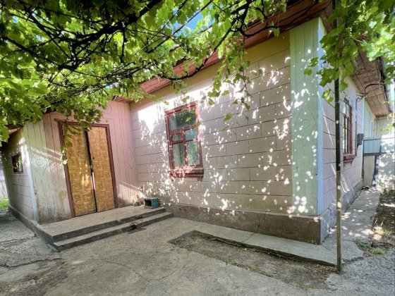 Термінова продаж!в центрі! Гайворон