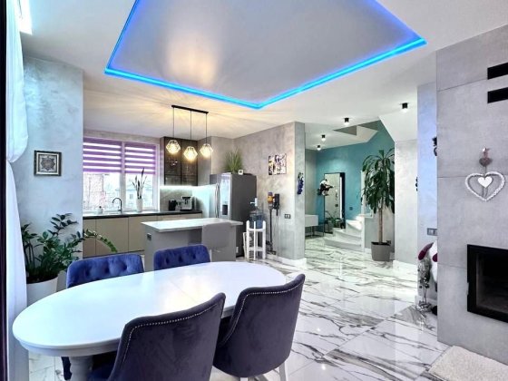 Будиночок поблизу лісу. Шевченкове,Київська обл.,Бучанський р-н Шевченкове