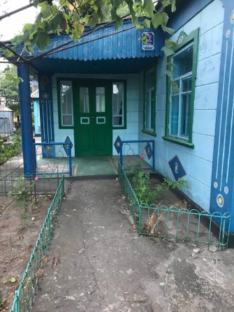 Продам приватний будинок з земельною ділянкою - фото 1