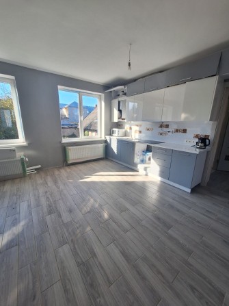 Продаж будинку у Винниках 180м2 - фото 1