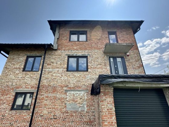 Продаж будинку по вул. Огієнка  Готовий до оздоблення