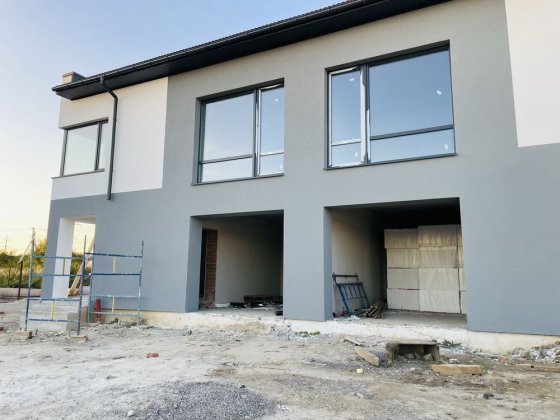 Продаж будинок в котеджному містечку Солонка, бічна Наварійська!