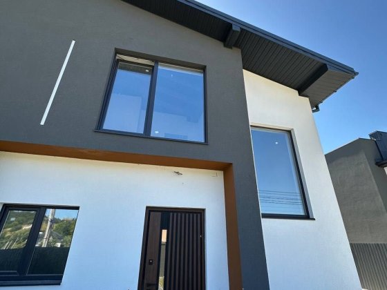 Продаж котеджу в мальовничому місці, вул. Під Осовою, Брюховичі