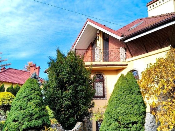 Продаж будинку, Брюховичі, поруч з озером, 10 хв. від Львова.