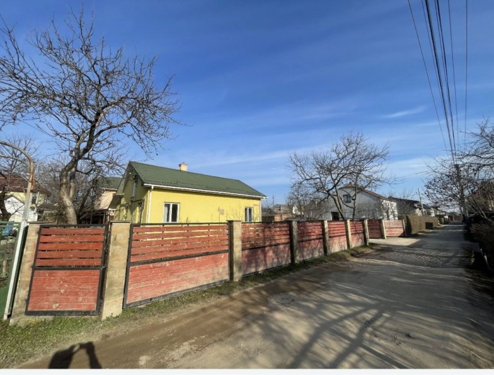 Продаж двох окремих будинків за цвною одного - фото 1