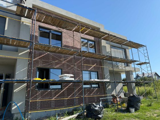 Продаж будинка Пустомити з ділянкою 5 сотих котедж Пустомыты