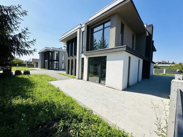 Продаж Будинку В Зубрі, Львів - фото 1