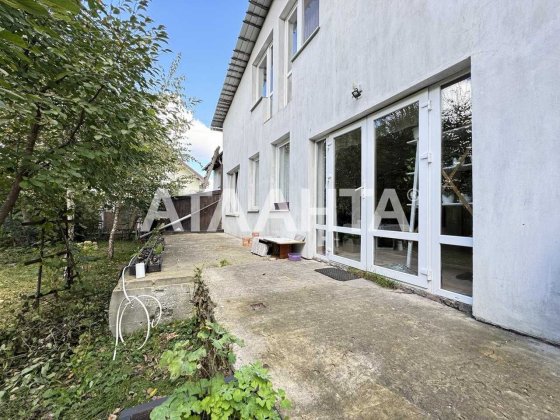 Продаж окремостоячого будинку в Конопниці Конопница