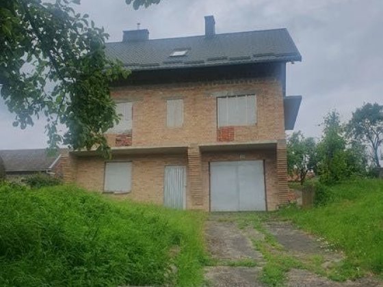 Продаж земельної ділянки з будинком, незавершена будівля, в Давидові Давидів