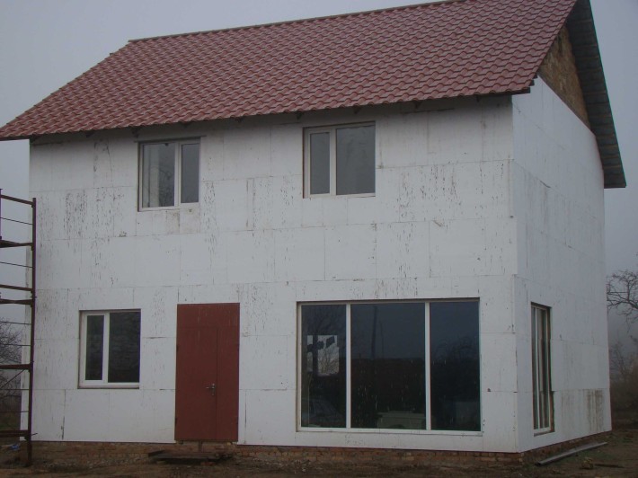 Продаю дім в смт Воскресенське - фото 1