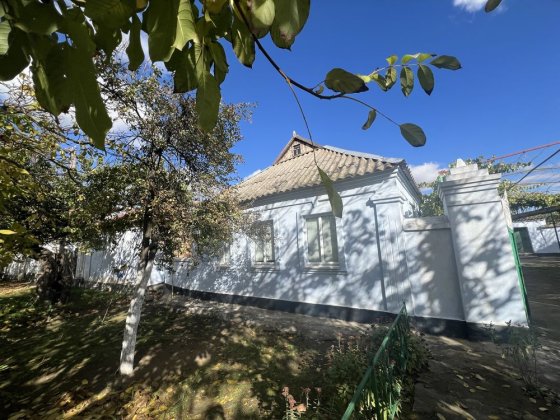 Продается гарний будинок біля міста Воскресенское