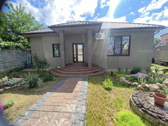 Продається будинок с-ще Весняне Весняне