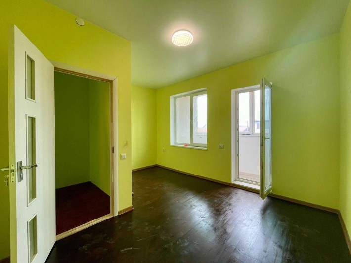 Двухэтажный таунхаус с ремонтом на Таирово в с. Лиманка БЕЗ КОМИССИИ! - фото 1