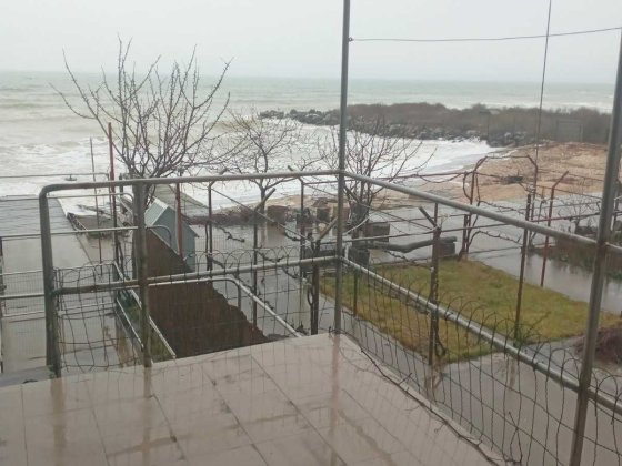 Летний дом дача на берегу моря  . Крыжановка