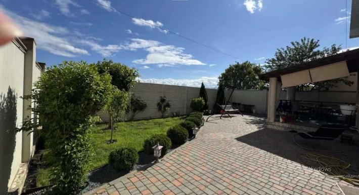 Продам будинок із сучасним ремонтом в Авангарді - фото 1