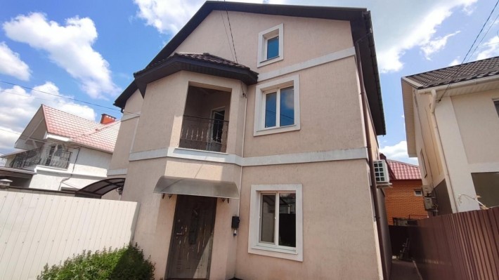 Дуплекс в закрытом кооперативе 130м2 с частичным ремонтом - фото 1