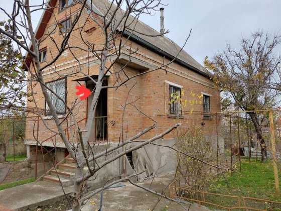 Будинок з комунікаціями Великодолинское