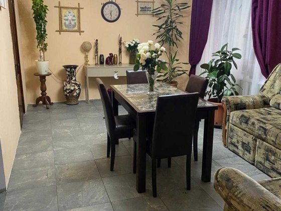 (13) Продам двоповерховий будинок, Великодолинське Великодолинське